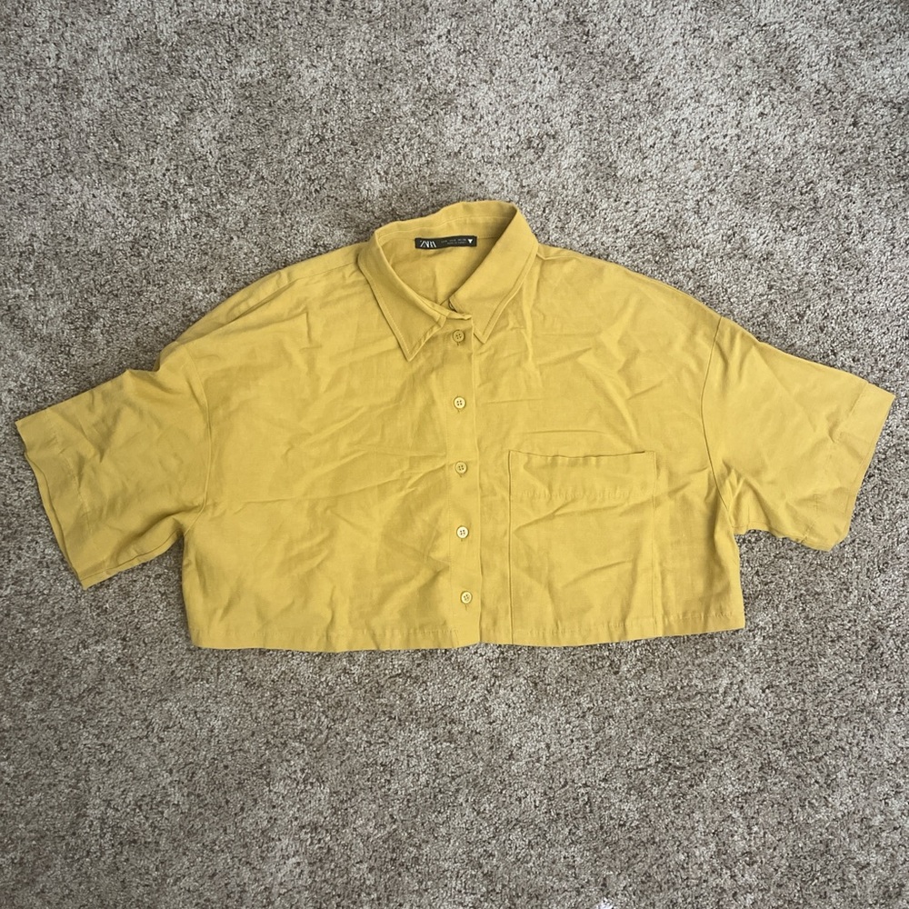 Mustard yellow Cropped Button-Up Shirt